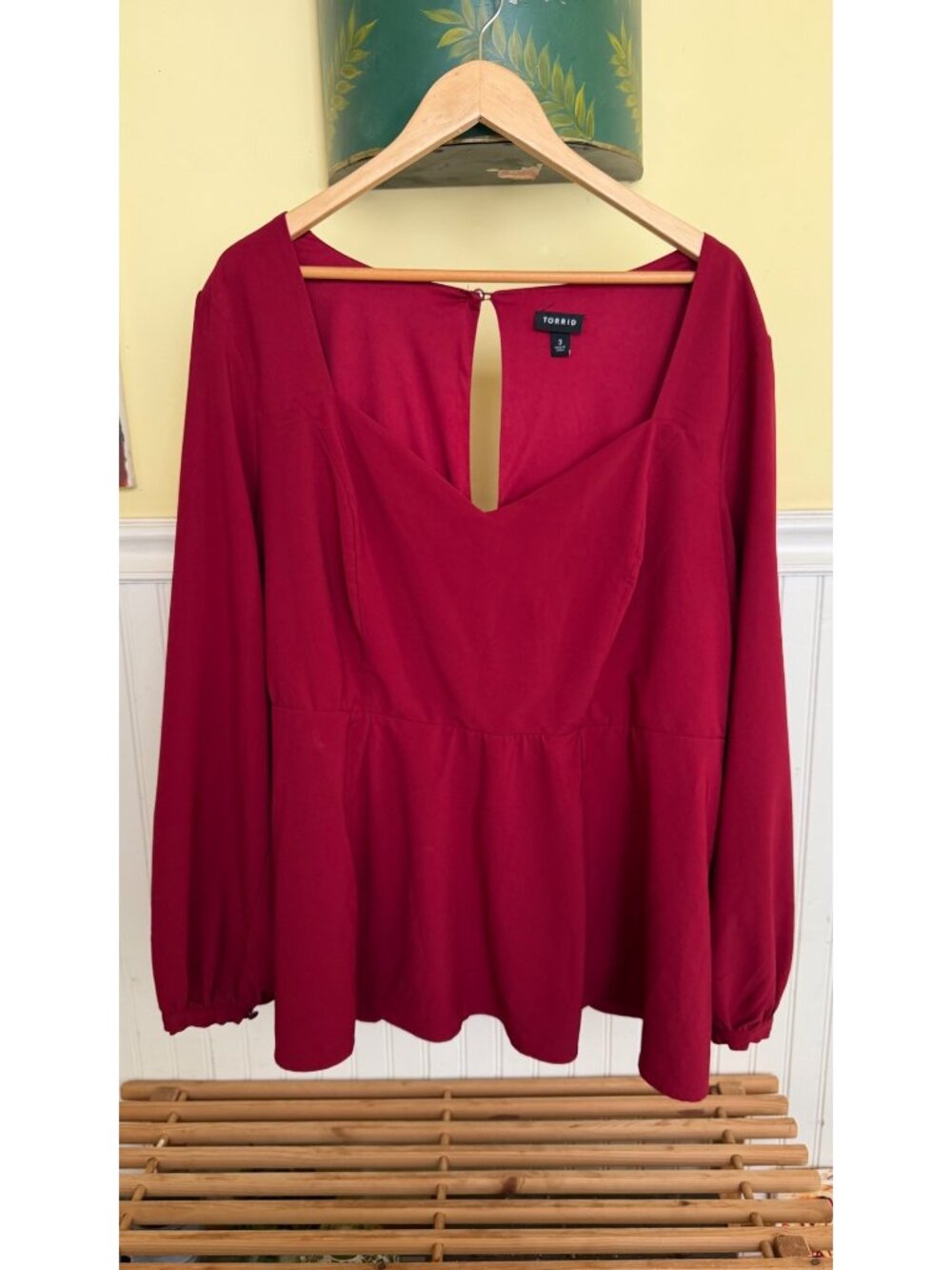 Torrid Red Long Sleeve Keyhole Back Peplum Blouse Size 3x Plus